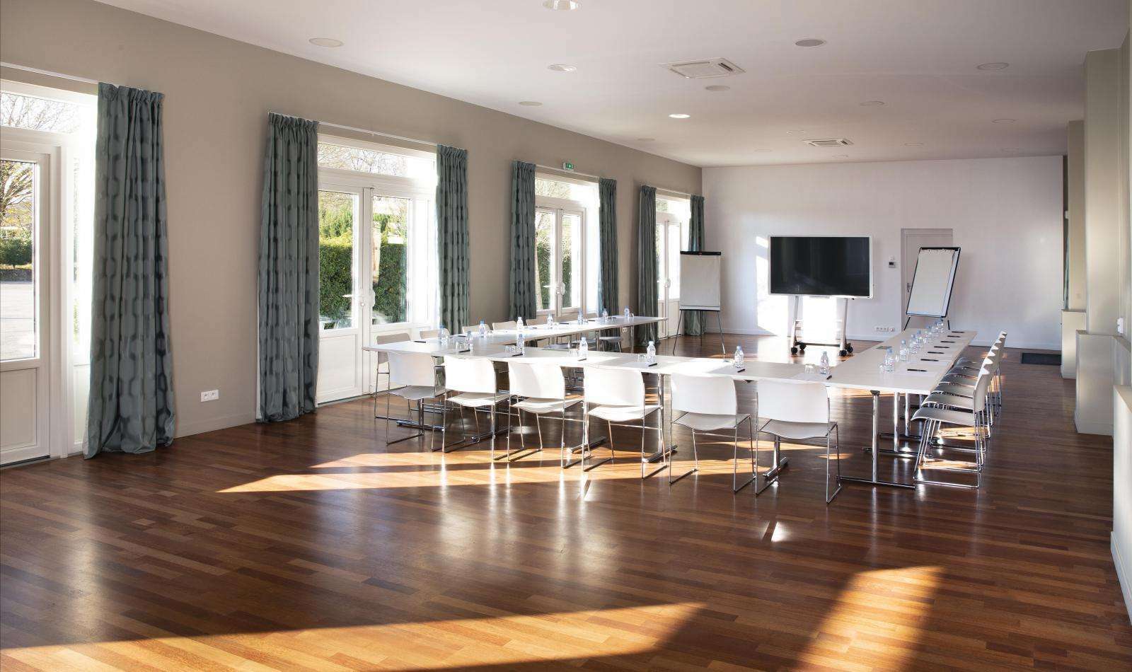 Hotel Country Club Yvré-lʼÉvêque Business foto